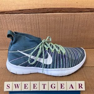 NIKE Free Train Force Flyknit